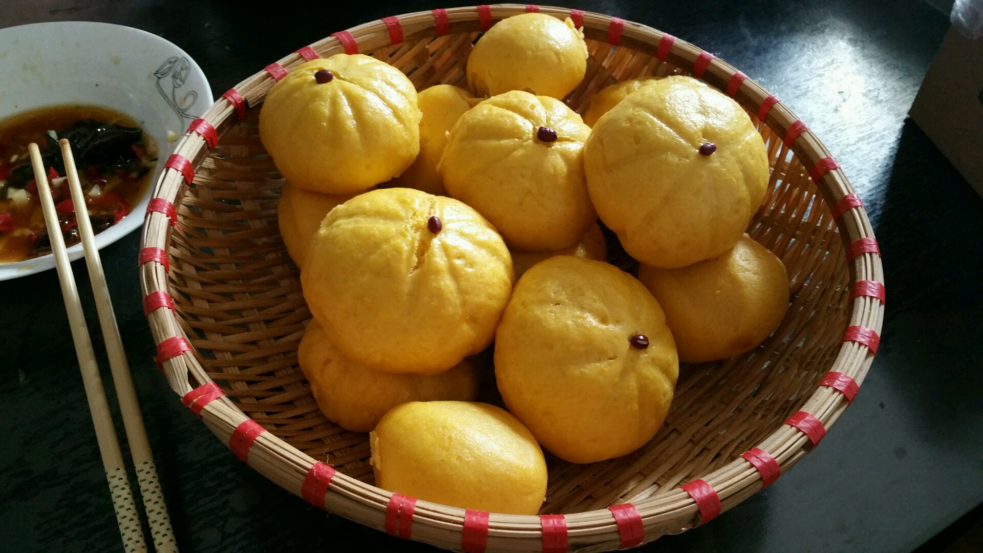 南瓜花样馒头怎么做_南瓜花样馒头的做法视频_豆果美食