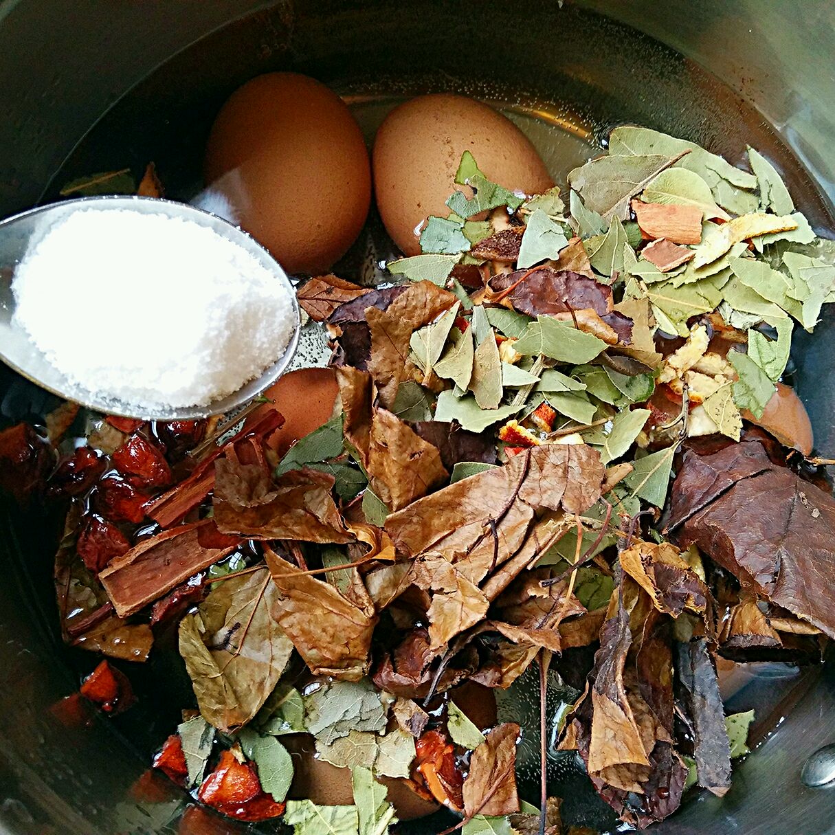 「五香茶葉蛋」入味好吃的配方！手把手教你製作「茶香濃郁」的茶葉蛋 3步就能做好 - 好文報報 S