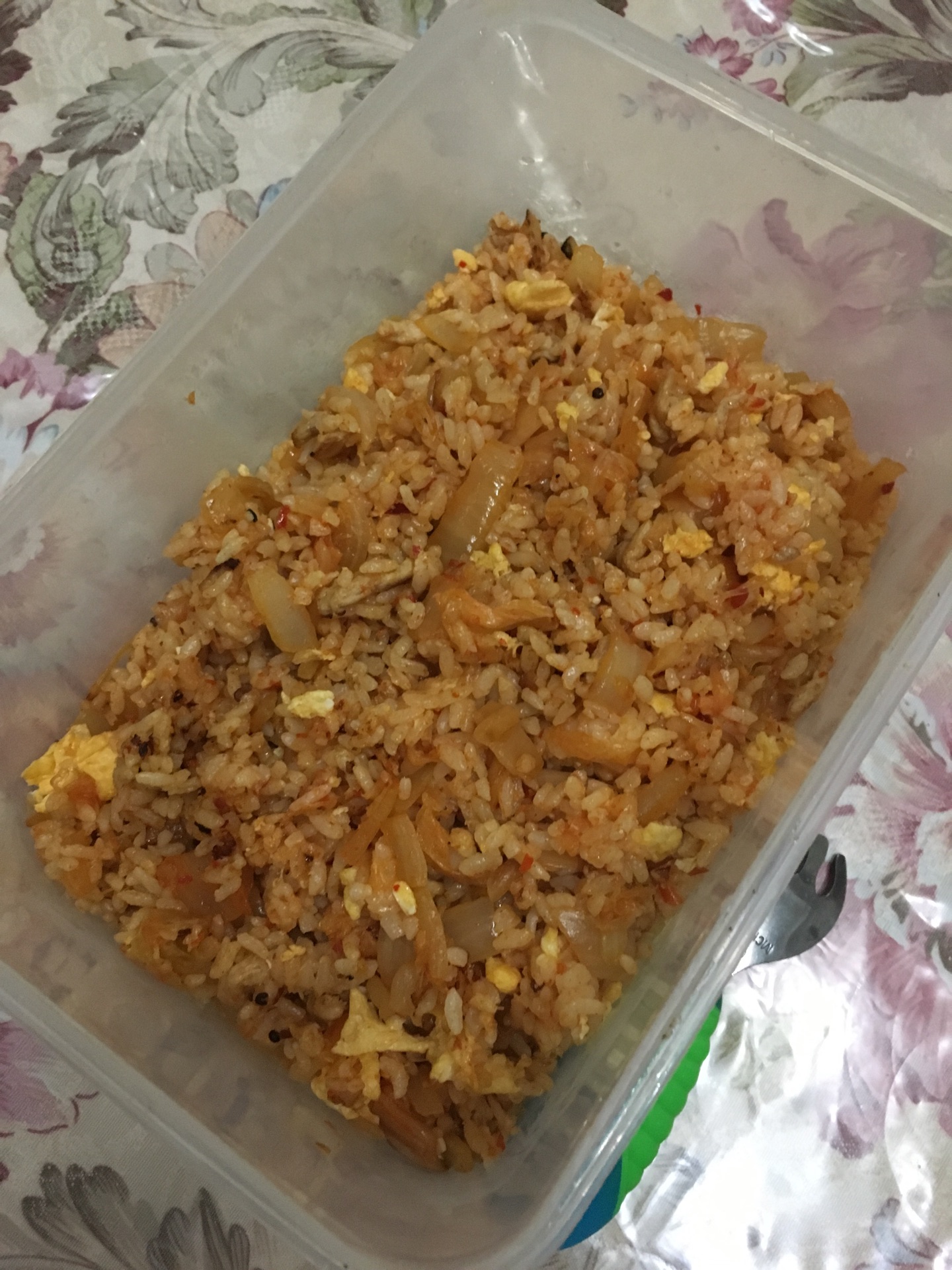 辣白菜肉丝炒饭