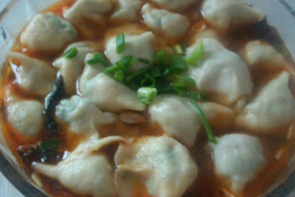 酸汤水饺