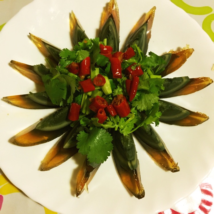 松花蛋摆盘