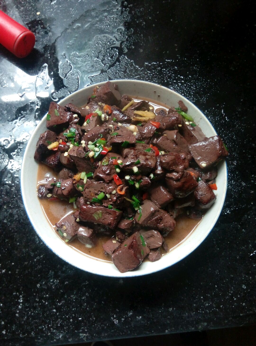 酸辣猪血