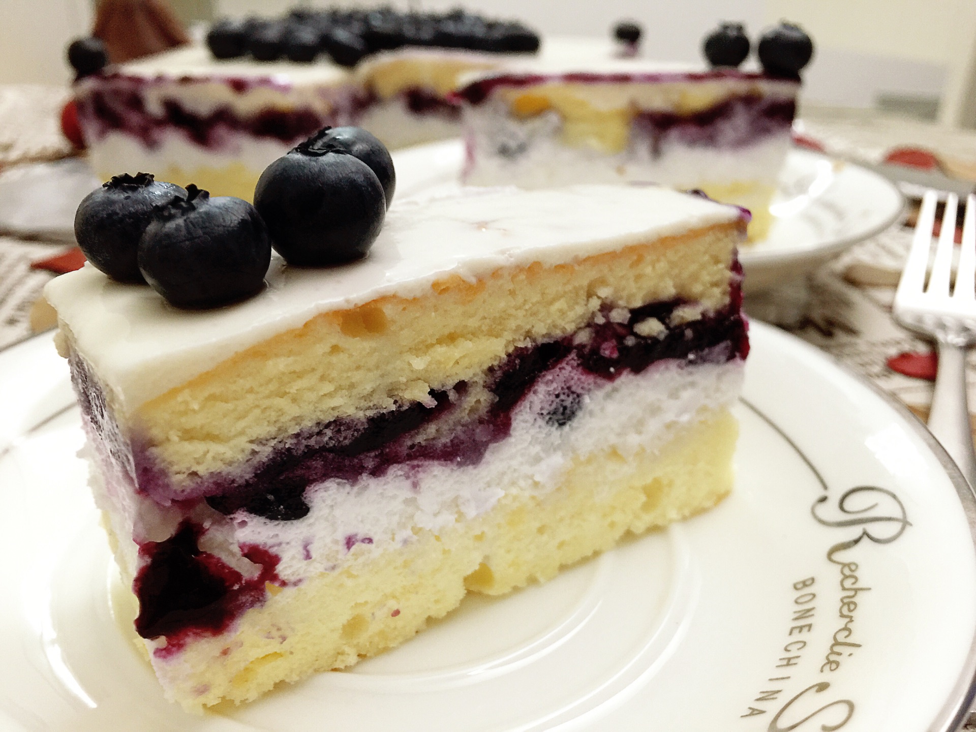 蓝莓渐变冻芝士蛋糕怎么做_蓝莓渐变冻芝士蛋糕的做法_豆果美食