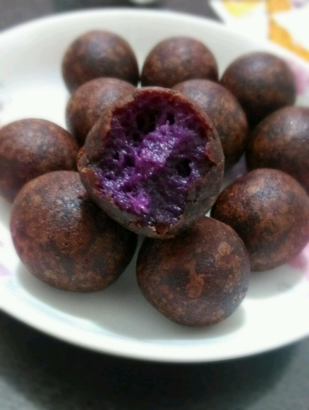 爆浆紫薯芝士球怎么做_爆浆紫薯芝士球的做法_豆果美食