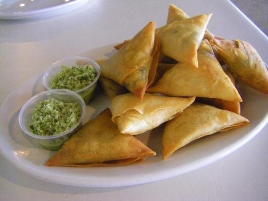 印度名吃-咖喱角samosa,好吃又简单的三角形春卷的做法图解7