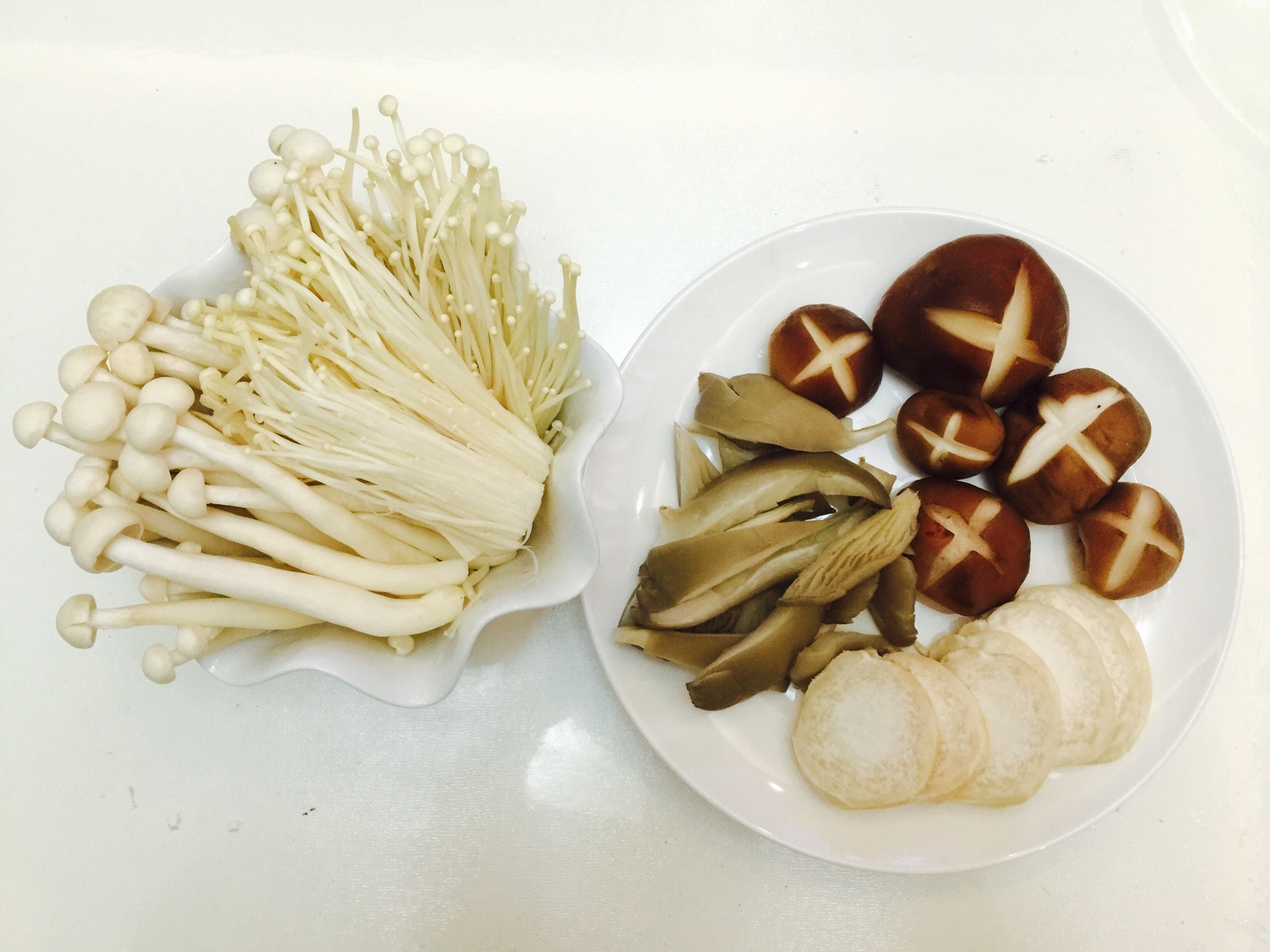 鲜香菌菇火锅汤底#利仁火锅节
