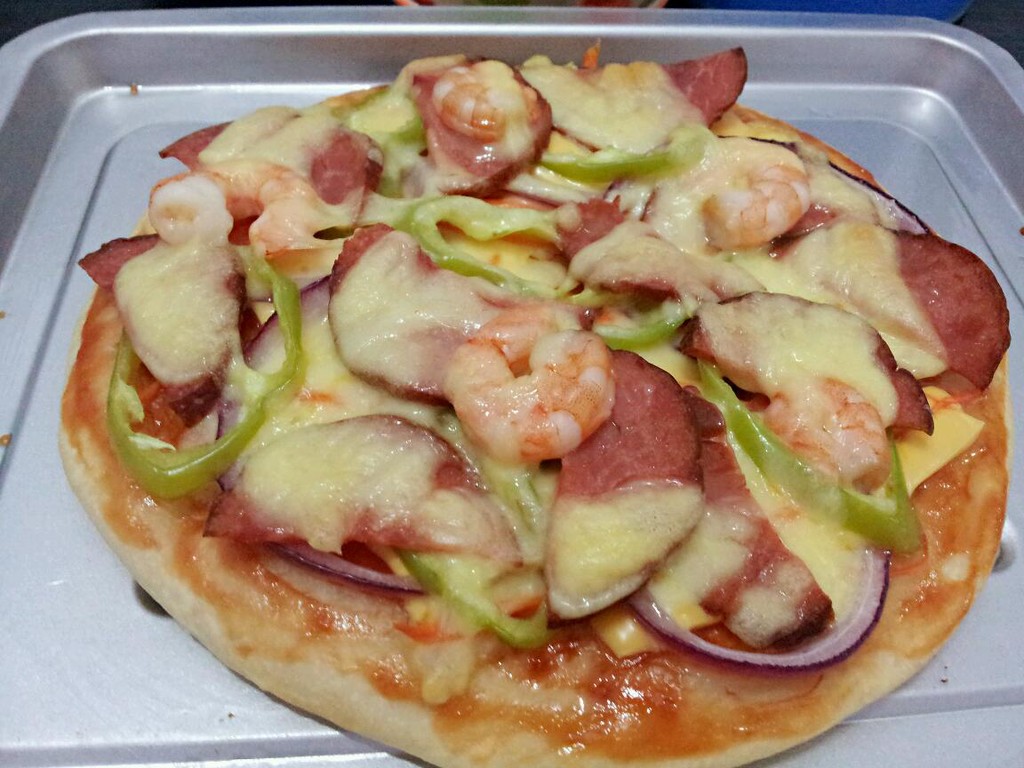 虾仁培根芝士披萨怎么做_虾仁培根芝士披萨的做法_豆果美食