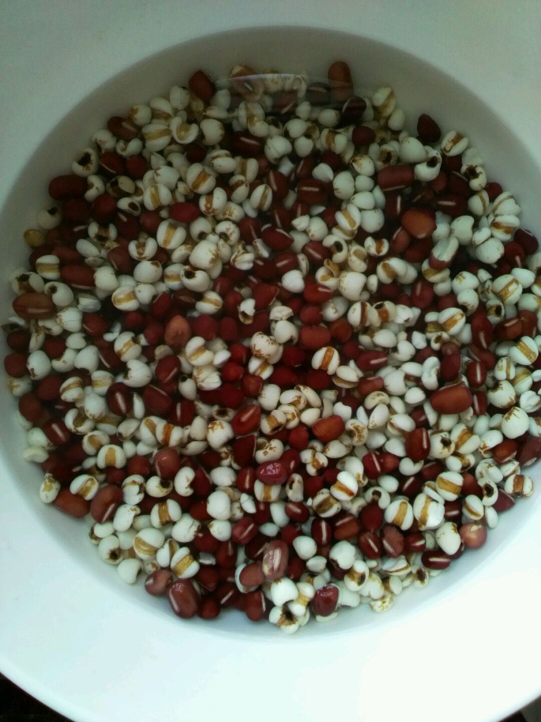 女烈红豆经典故事2冬天能喝红豆薏米汤吗|红豆薏米汤的家常做法