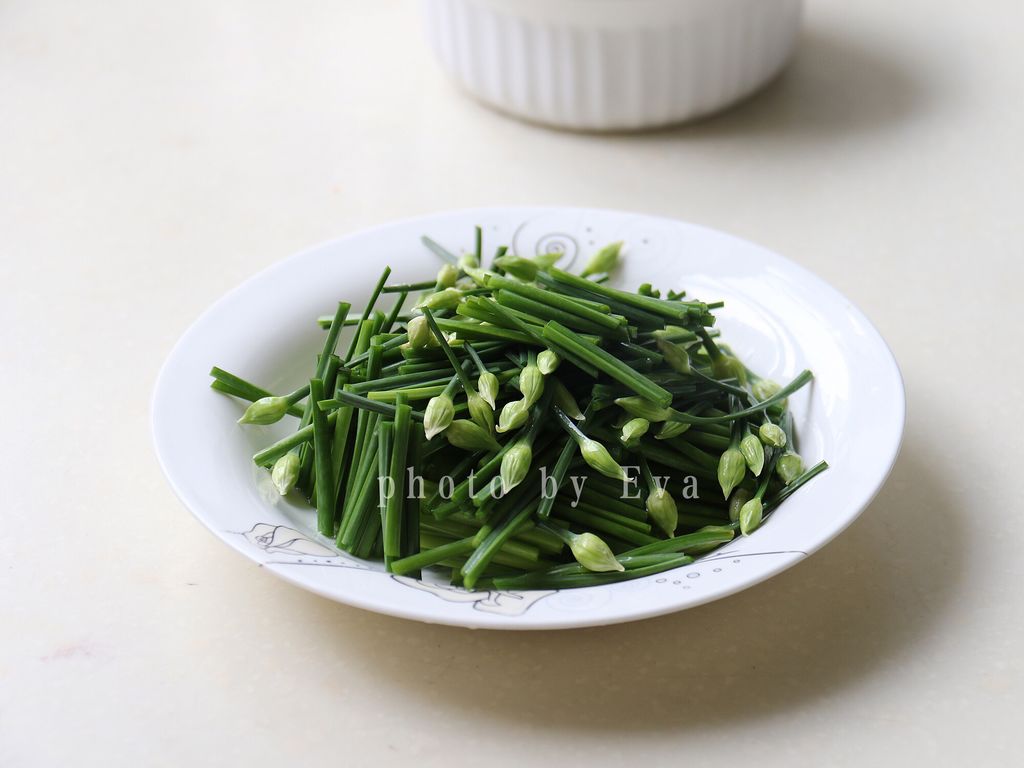 韭菜花炒鸡蛋
