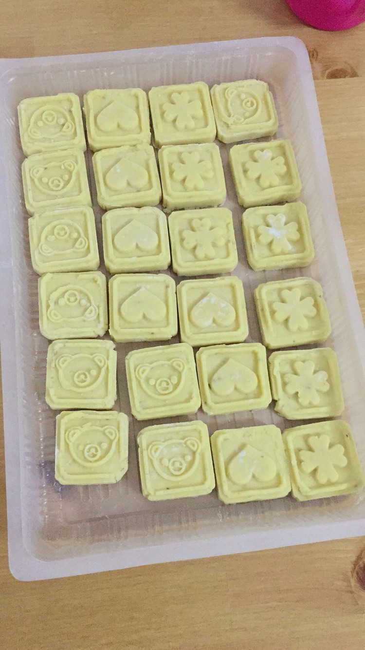 奶香绿豆糕的做法