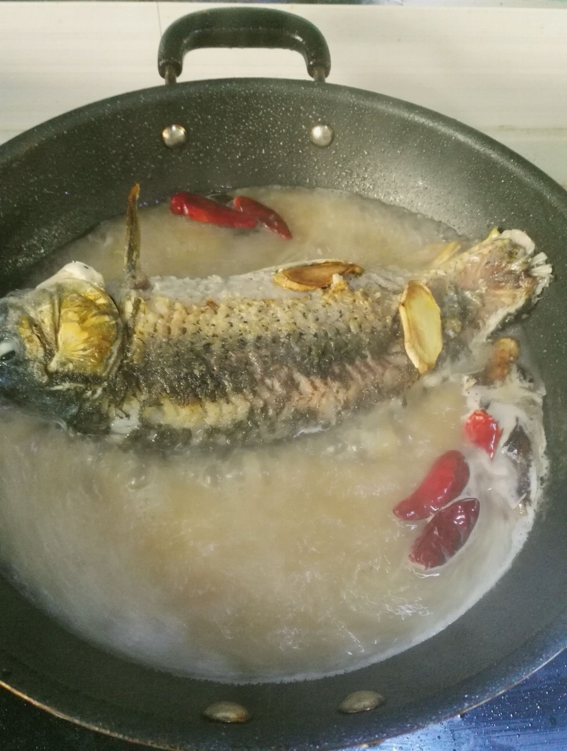 清炖鲤鱼