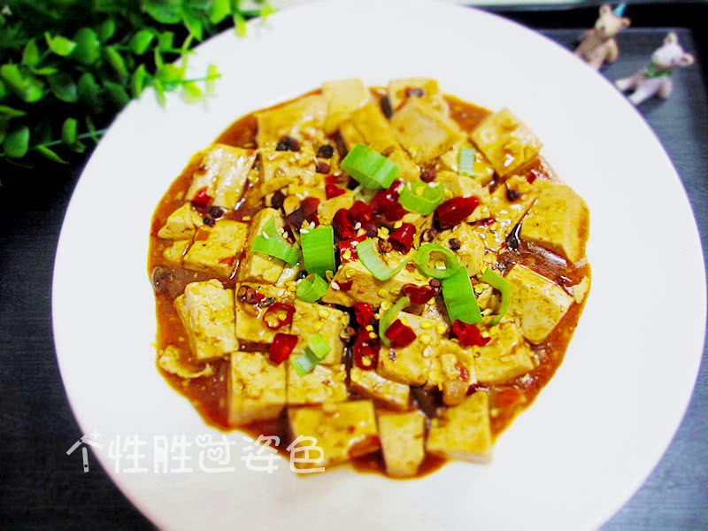 皇觉豆腐是用嫩豆腐做的还是老豆腐做的