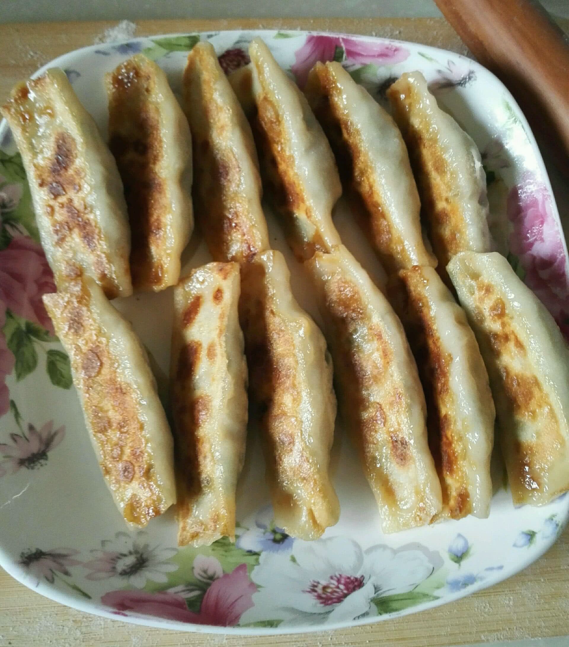 锅贴的做法