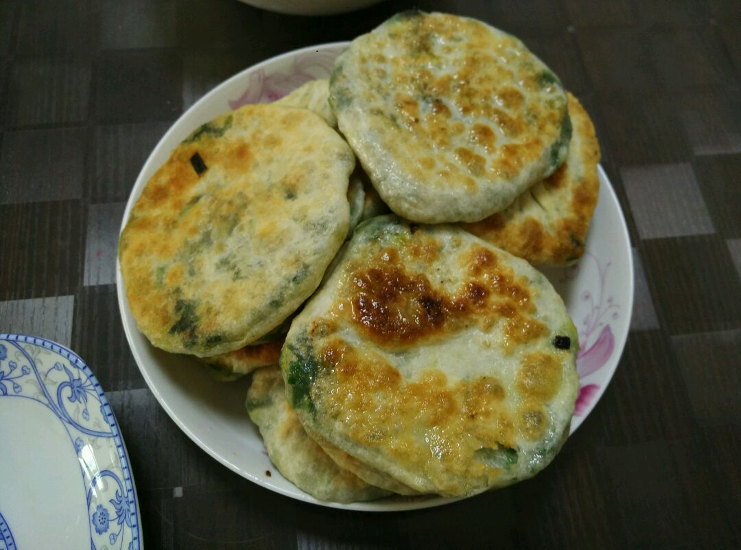 韭菜鸡蛋馅饼的做法图解8