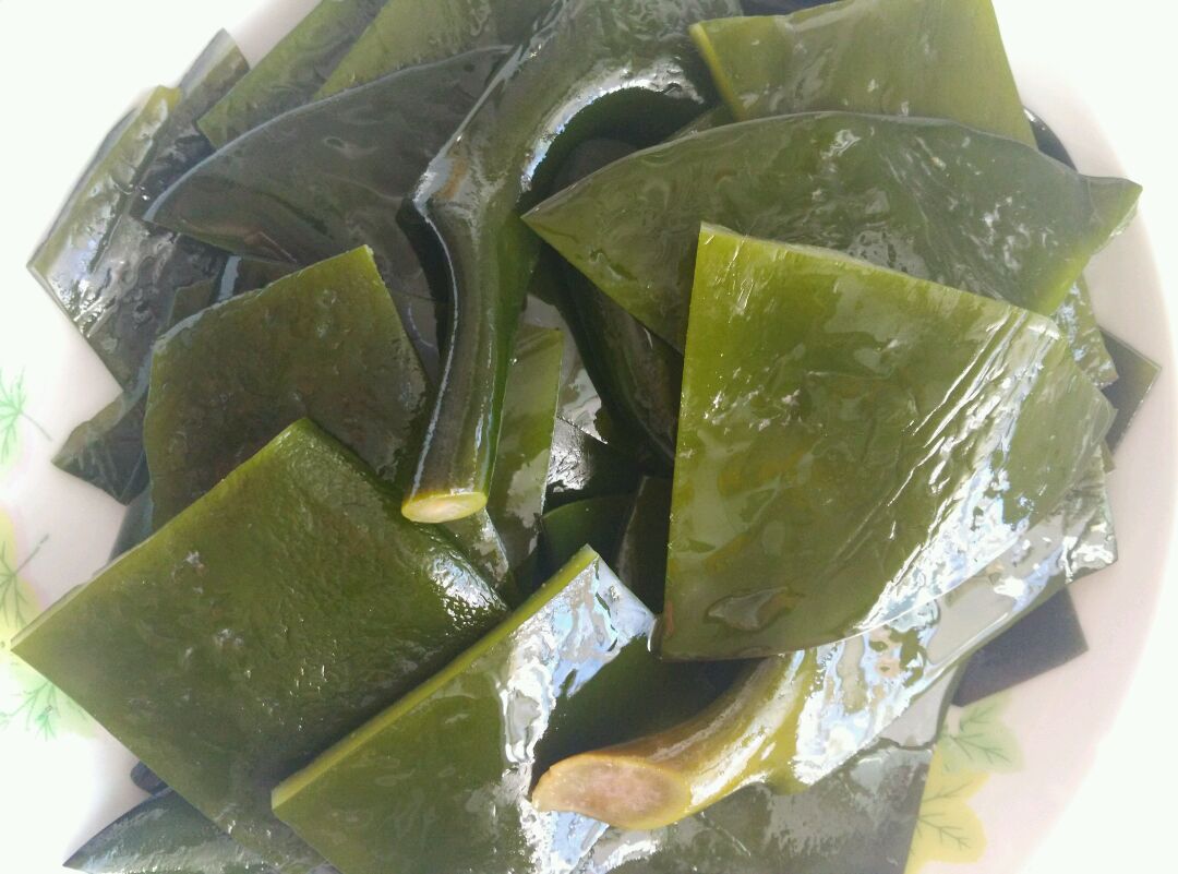 秋日小食——麻辣藕片,金针菇,海带