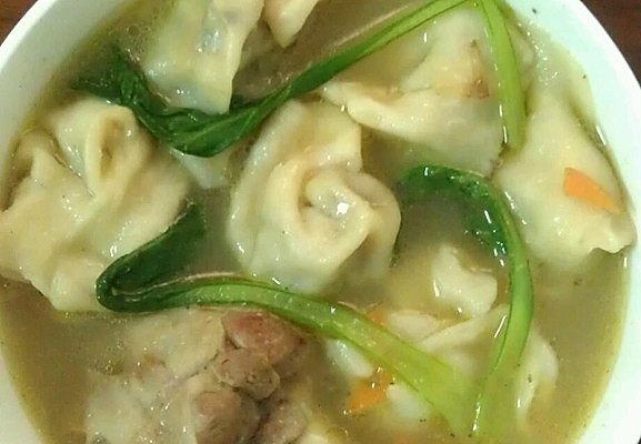 大骨汤馄饨
