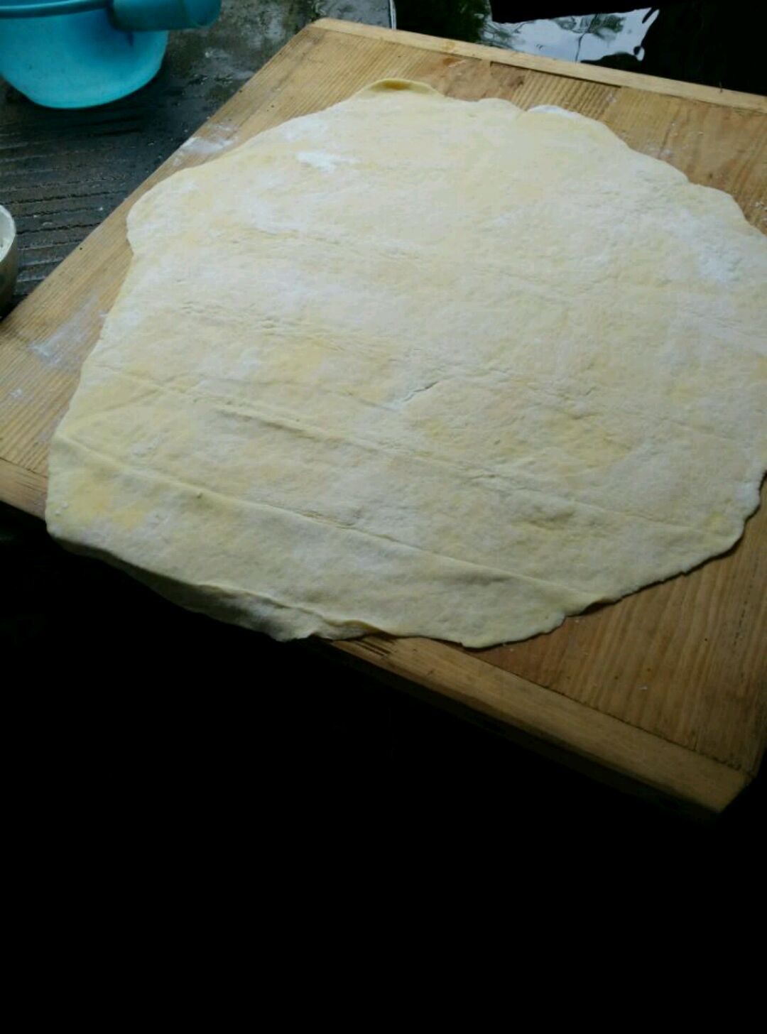 手工鸡蛋切面