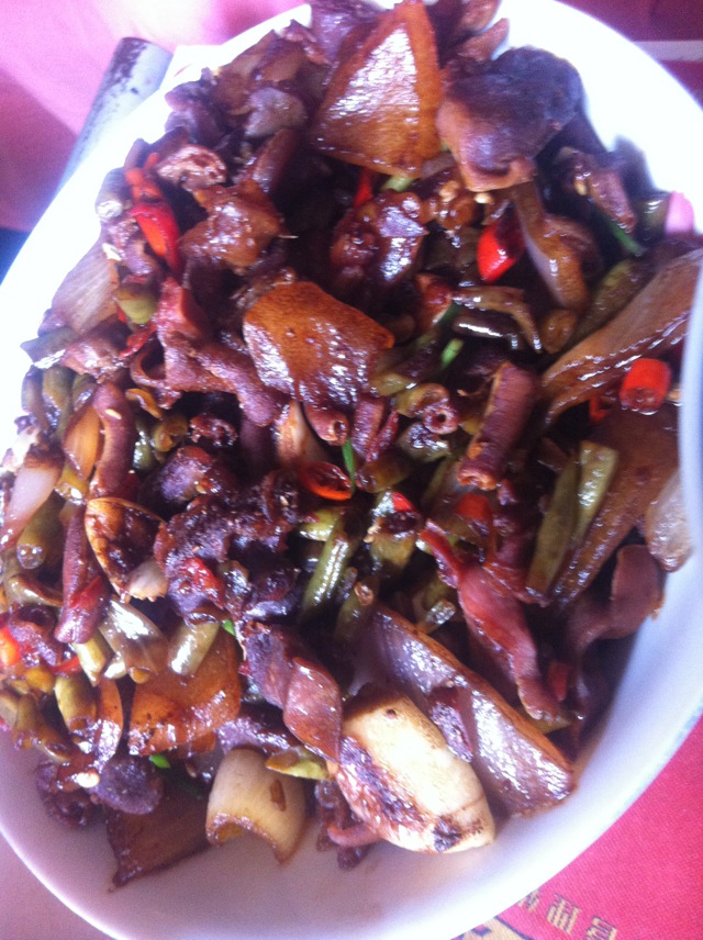 酸豆角炒鸭杂