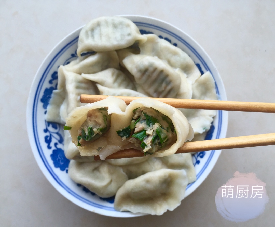 鲜鲜鲜猪肉虾仁韭菜三鲜水饺