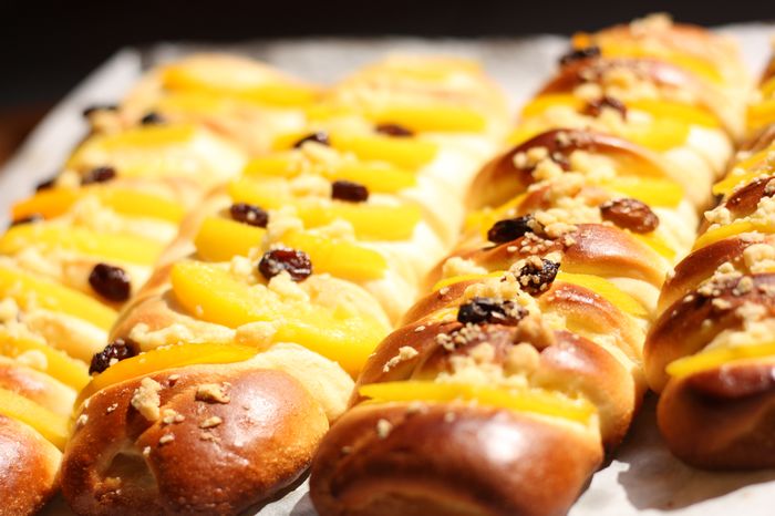 黄桃面包的做法+!--+图解3