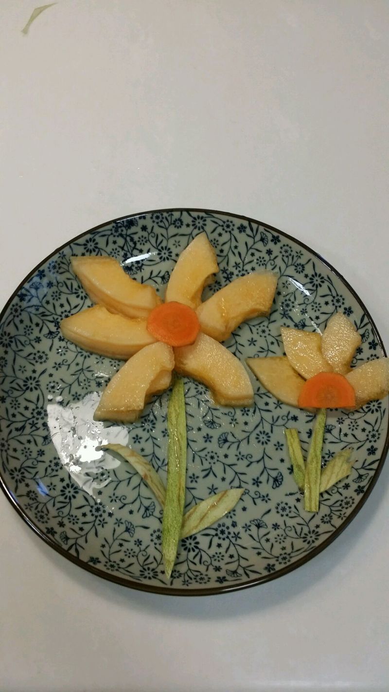 哈密瓜拼盘的做法