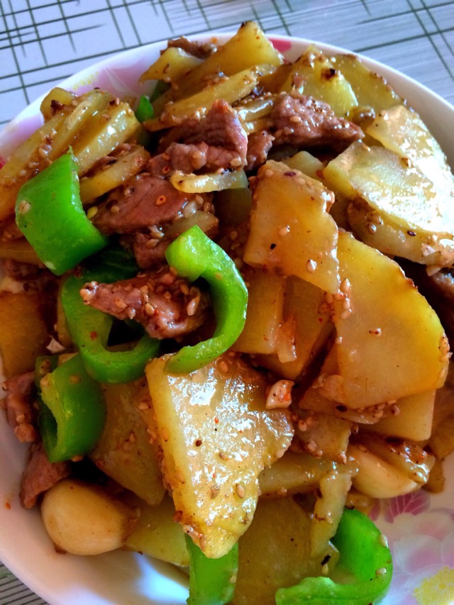 香辣牛肉土豆片