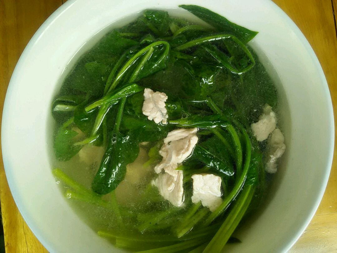 菠菜瘦肉汤