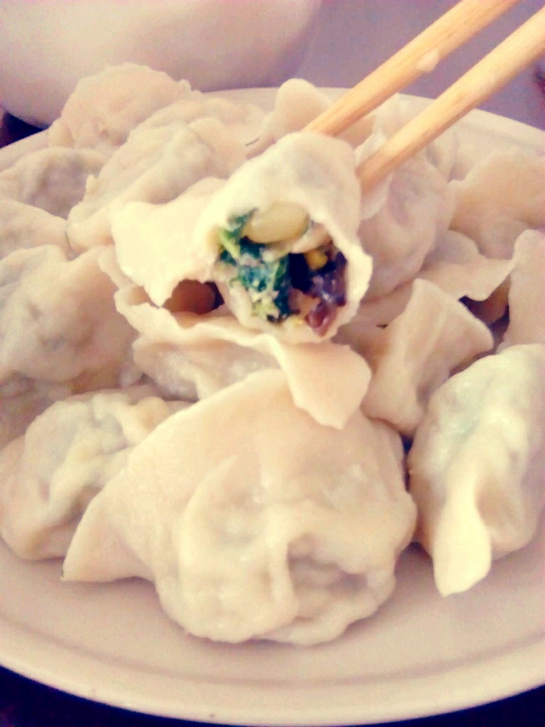 羊肉100g香油适量姜适量生抽,盐,五香粉,肉馅,耗油适量菠菜猪大葱木耳补精图片