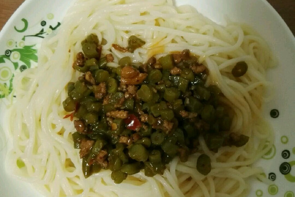 肉沫豆角打卤面的做法