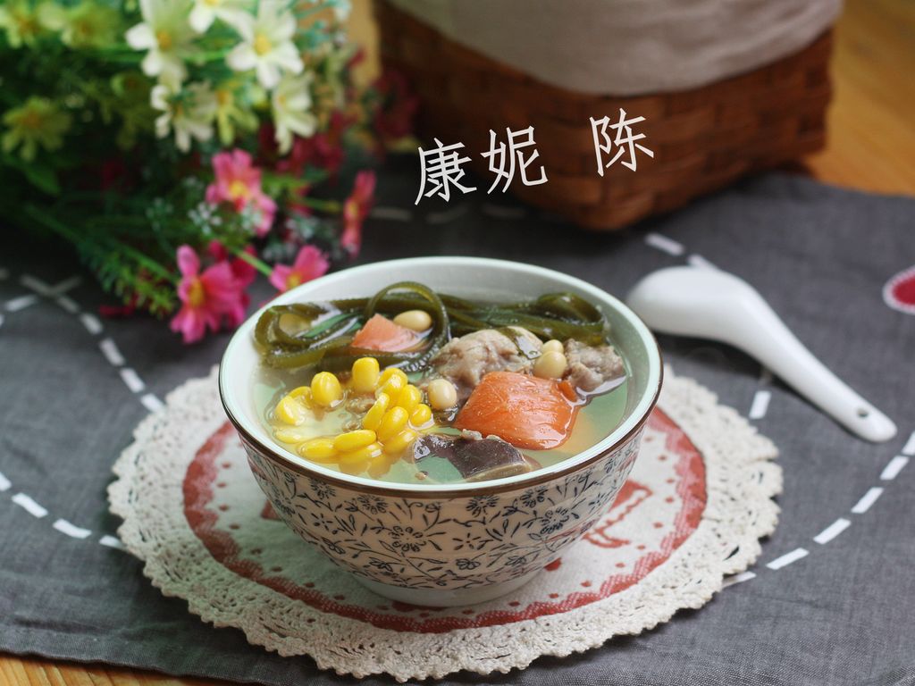 玉米海带排骨汤剖腹产后吃山药排骨汤图片