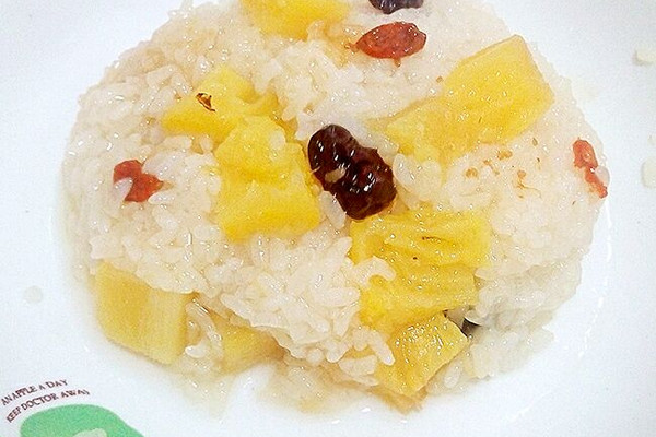 煮菠萝糯米饭
