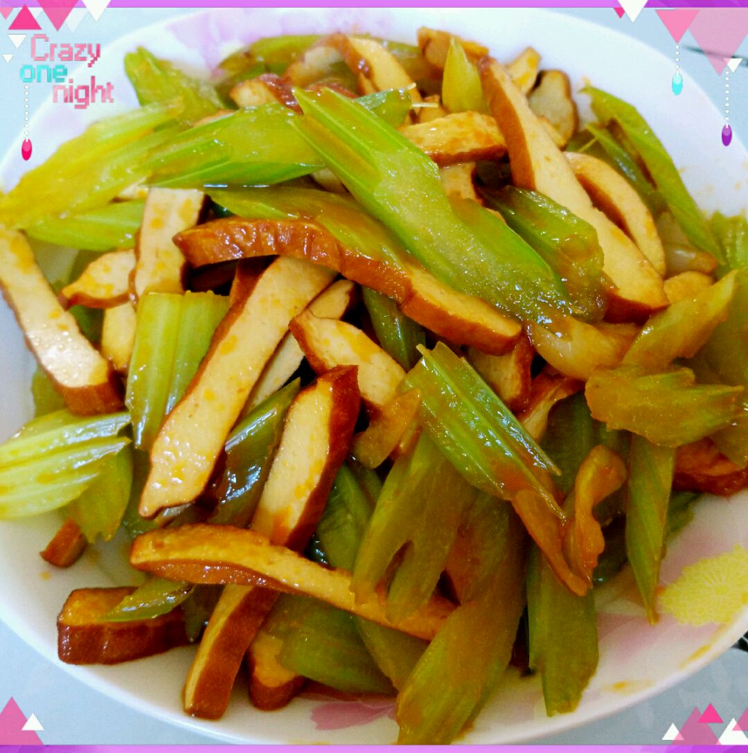 炝拌芹菜叶怎么做_炝拌芹菜叶的做法_豆果美食