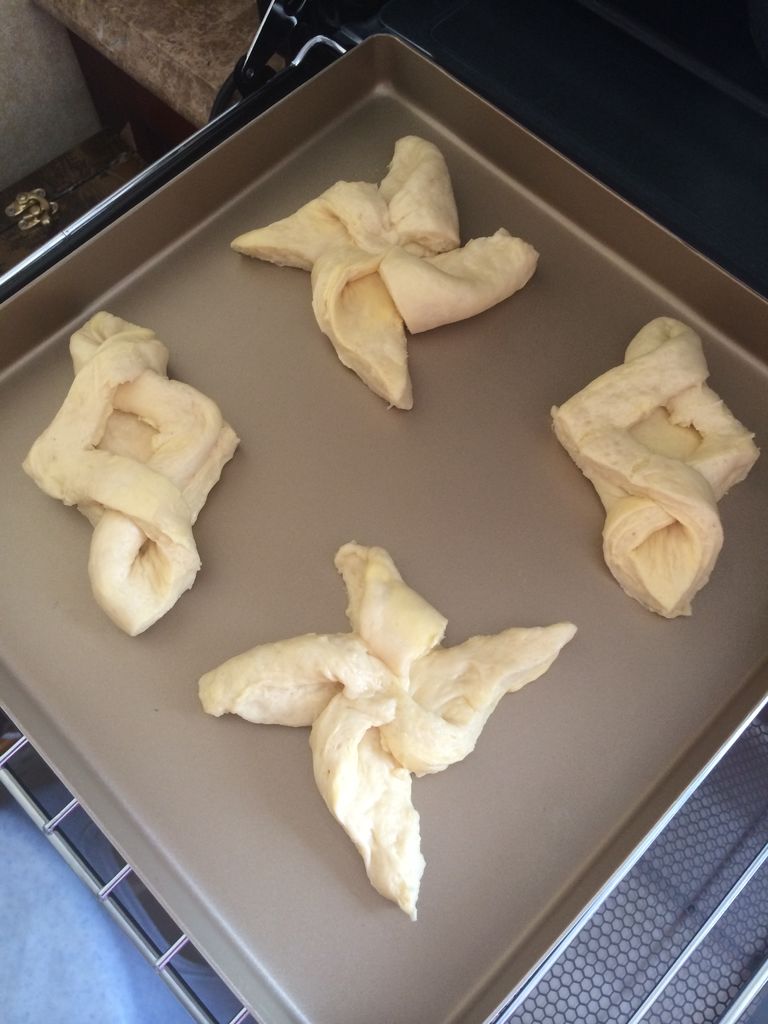丹麦黑加仑面包卷#寻人启事