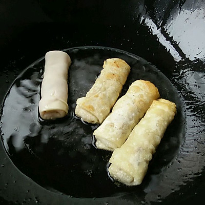 馄饨皮春卷