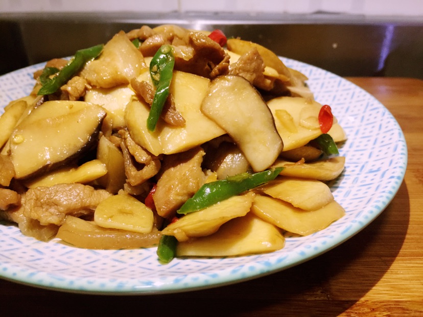 杏鲍菇炒肉片怎么做_杏鲍菇炒肉片的做法视频_豆果美食