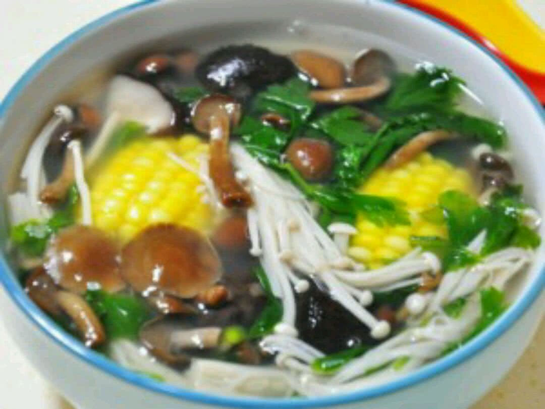 滑子菇汤