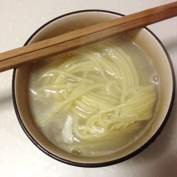 煲鸡汤_鸡汤怎么煲