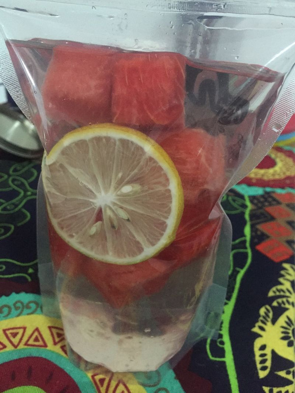 西瓜怎么做饮品汽水 600_c2afbbfa71eb9fefc11b8c4dc057de60.jpeg