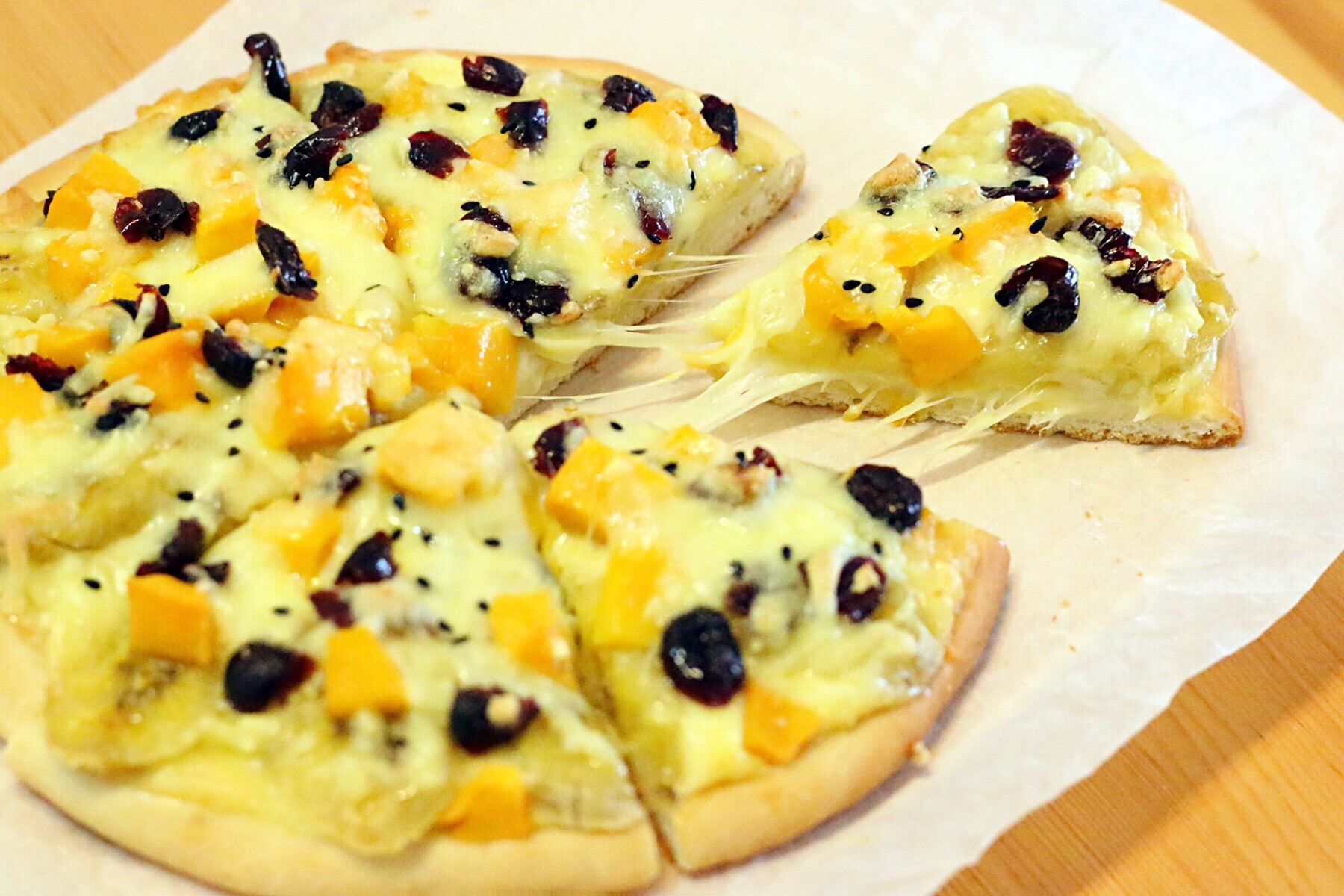 微波炉水果披萨的做法_【图解】微波炉水果披萨怎么做如何做好吃_微波炉水果披萨家常做法大全_苏苏1021_豆果美食