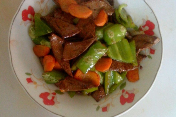 滑炒品名5辣小食称角钱一包猪肝图片