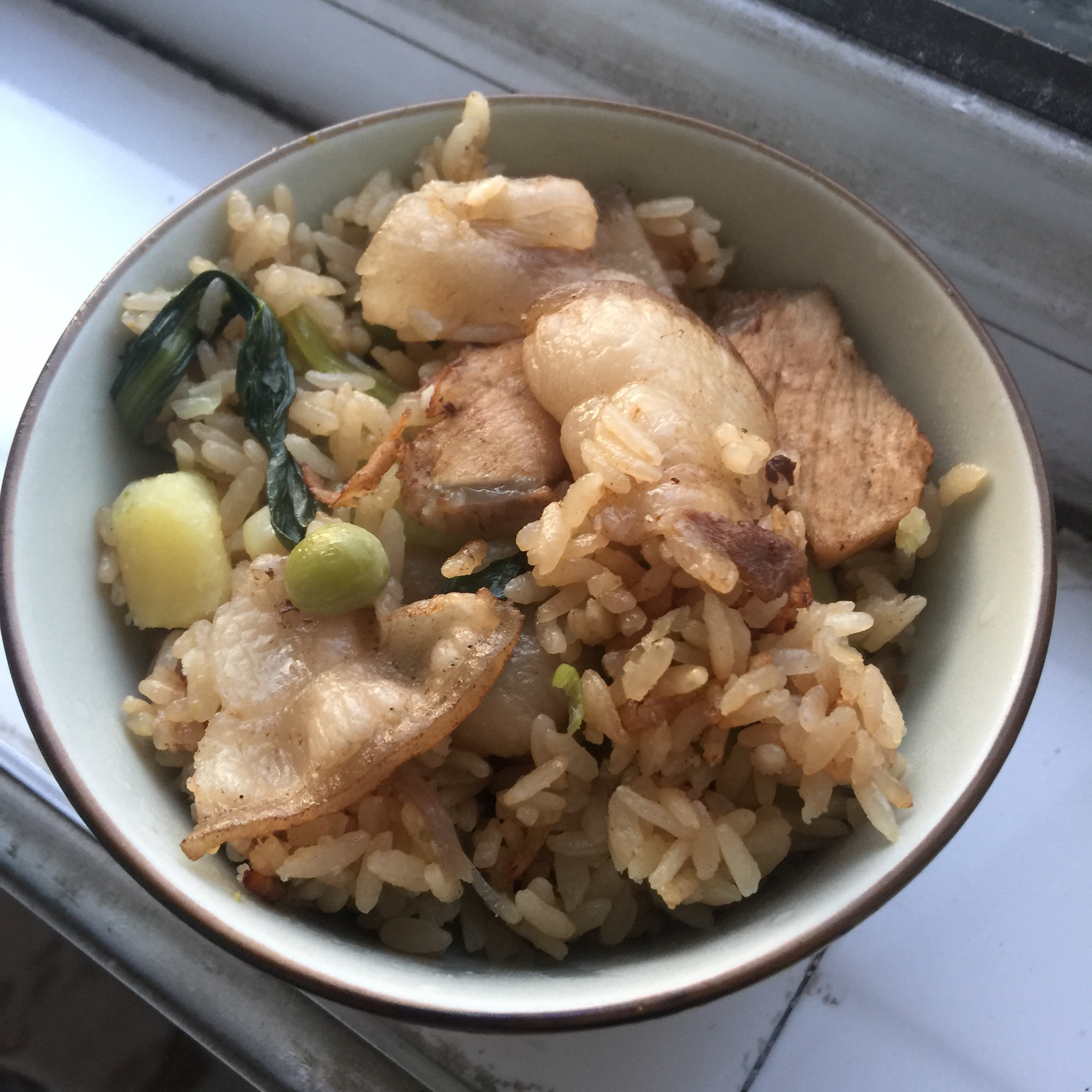 五花肉焖饭