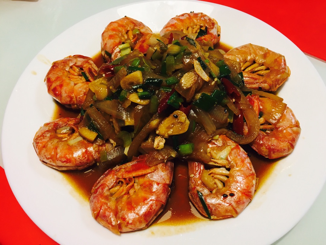 锡纸火焰虾怎么做_锡纸火焰虾的做法_刘大花_豆果美食
