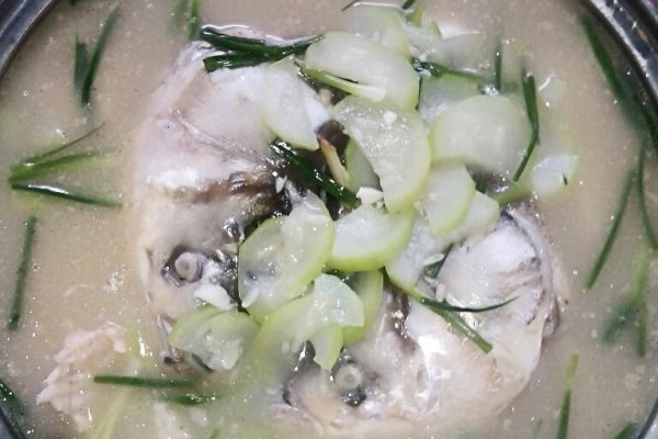 清炖鱼的做法