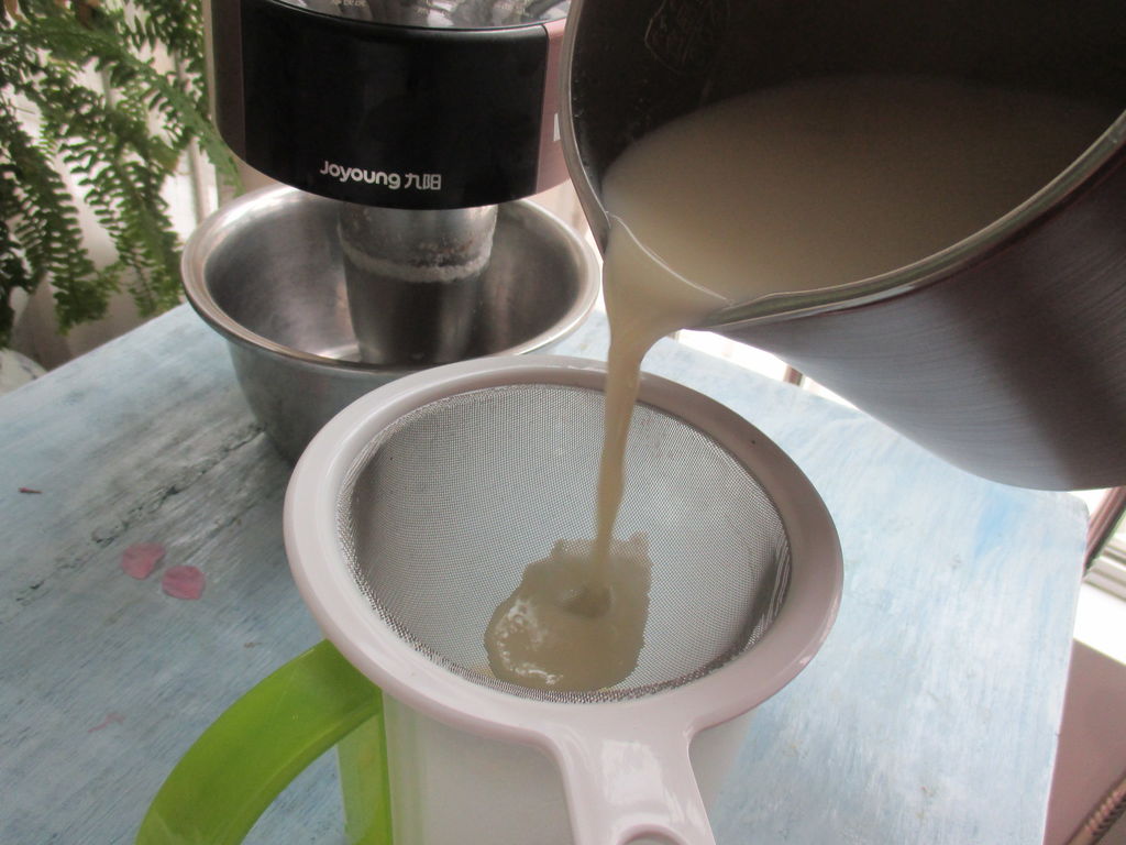【再见渣难—九阳破壁豆浆机】豆浆红糙米山药粥的做法步骤