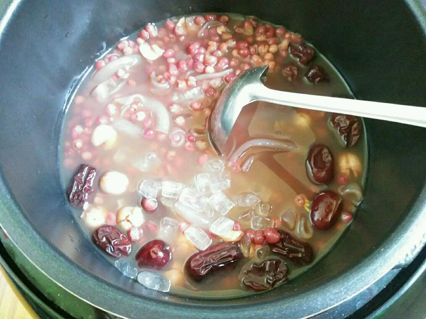 红豆红枣粥的做法