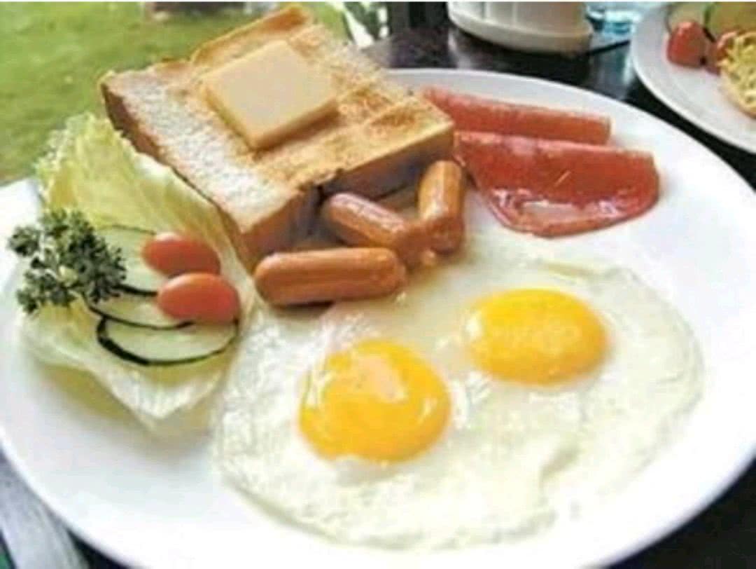 原谅我只有成图,很简单的营养懒人早餐,so easy!