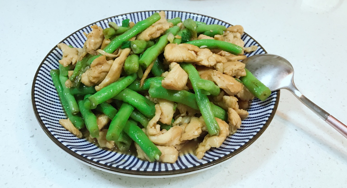鸡胸肉炒豆角