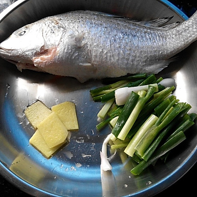 海鱼(海底鸡)怎么做好吃_红烧海鱼(海底鸡)_家常做法大全_豆果美食'