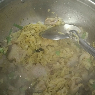 东北酸菜炖肉