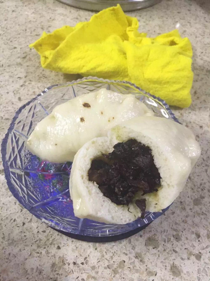 梅菜扣肉包子